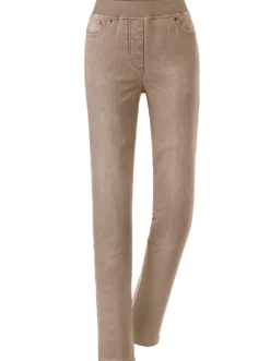 Schlupfjeans mit geripptem Strick-Dehnbund