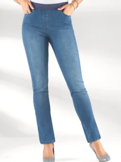 Schlupfjeans mit geripptem Strick-Dehnbund