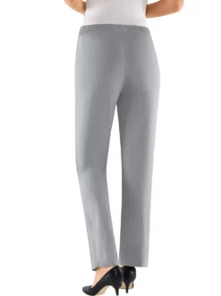 Schlupfjeans mit Rundum-Dehnbund