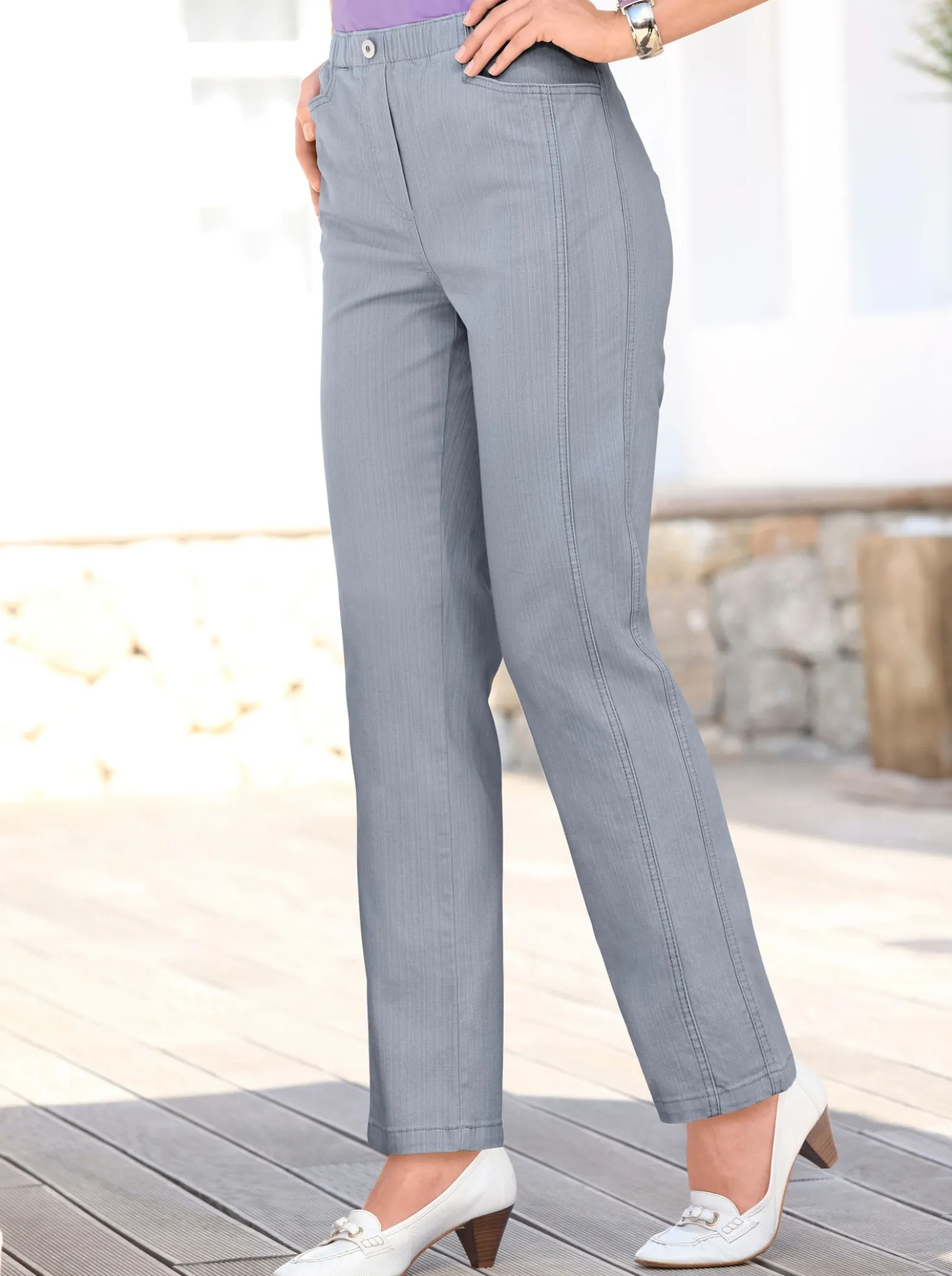 Schlupfjeans mit Rundum-Dehnbund