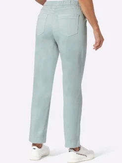 Schlupfjeans mit Stretch-Anteil