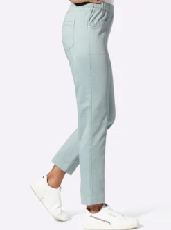 Schlupfjeans mit Stretch-Anteil