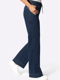 Schlupfjeans mit weitem Bein