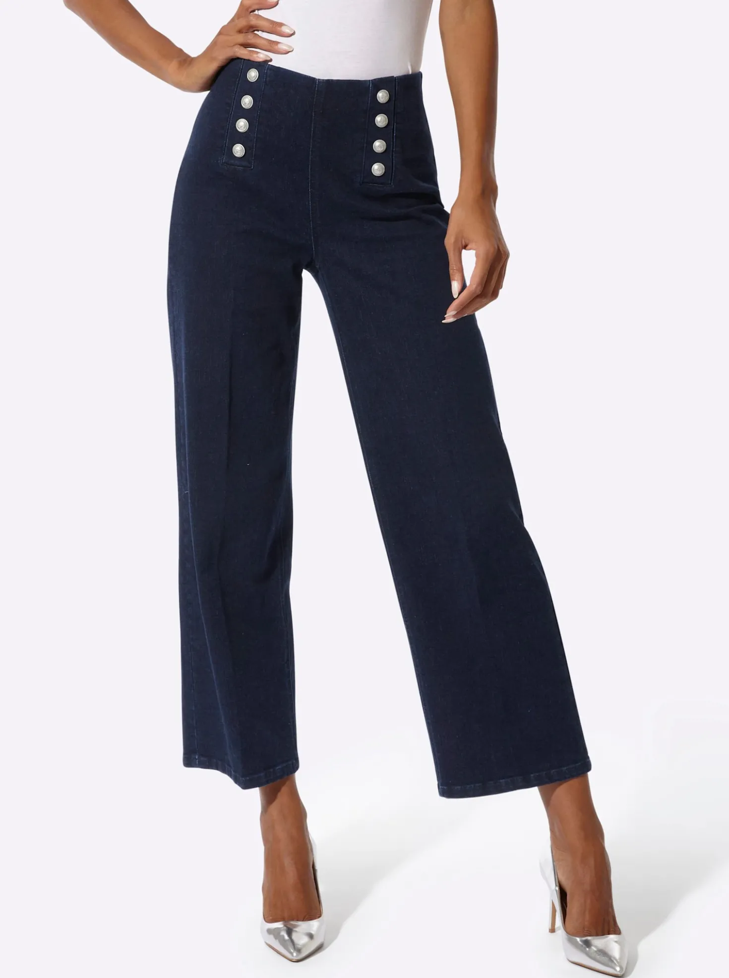 Schlupfjeans mit weiten Beinen