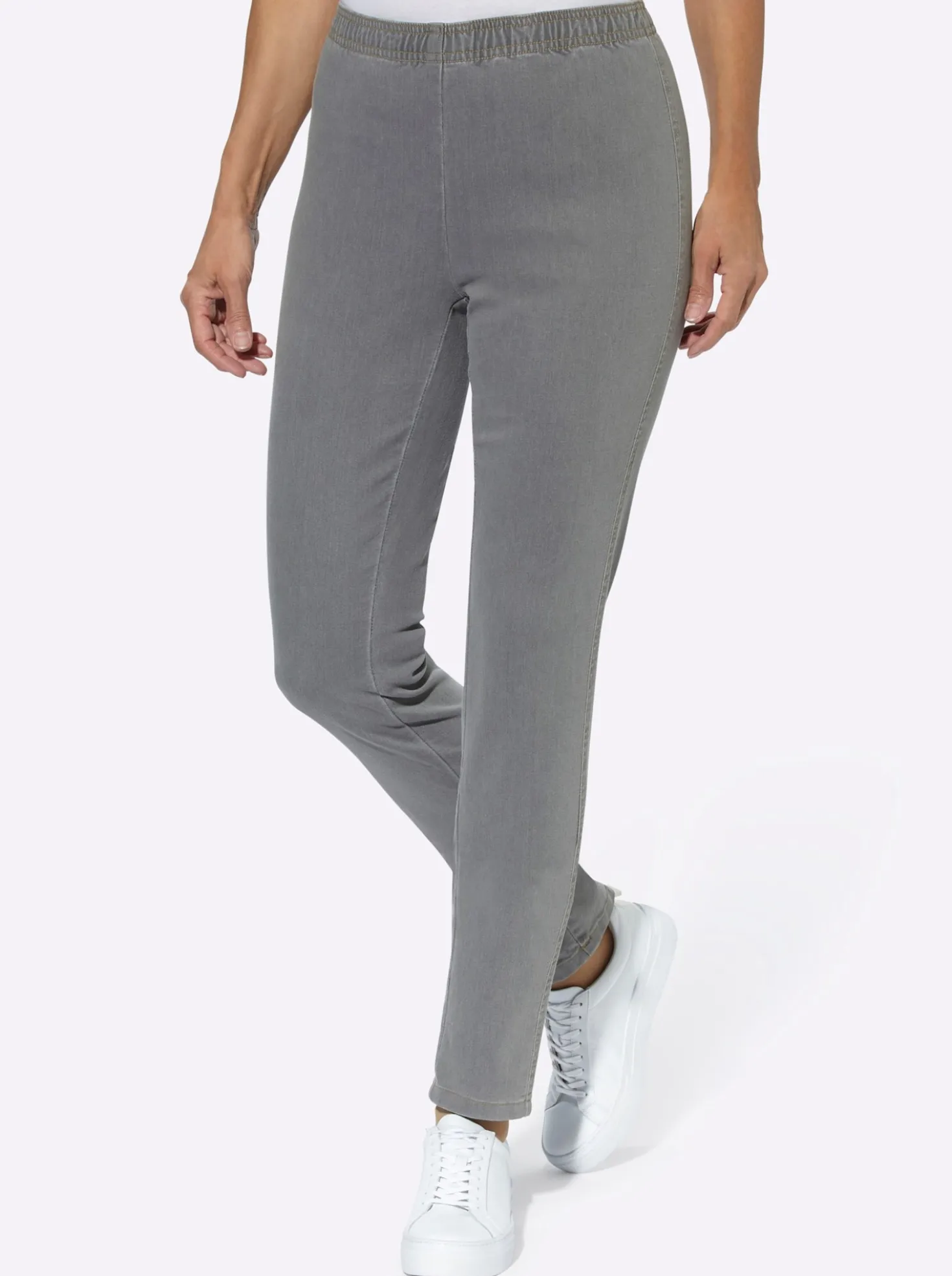Schlupfjeans schmal geschnitten