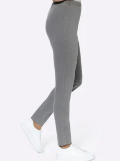 Schlupfjeans schmal geschnitten