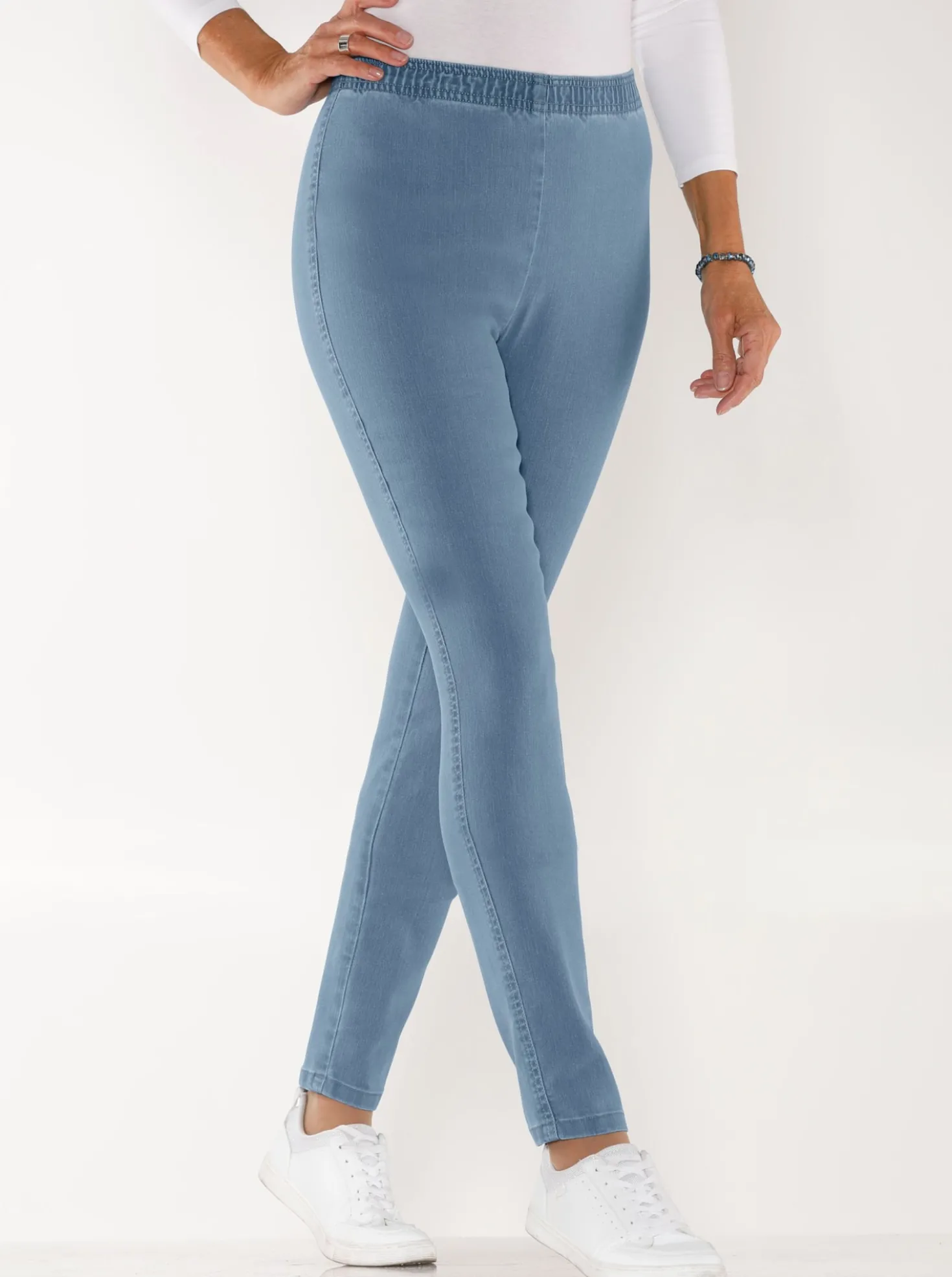 Schlupfjeans schmal geschnitten
