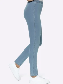 Schlupfjeans schmal geschnitten