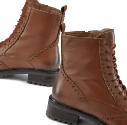 Schnürboots