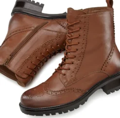 Schnürboots