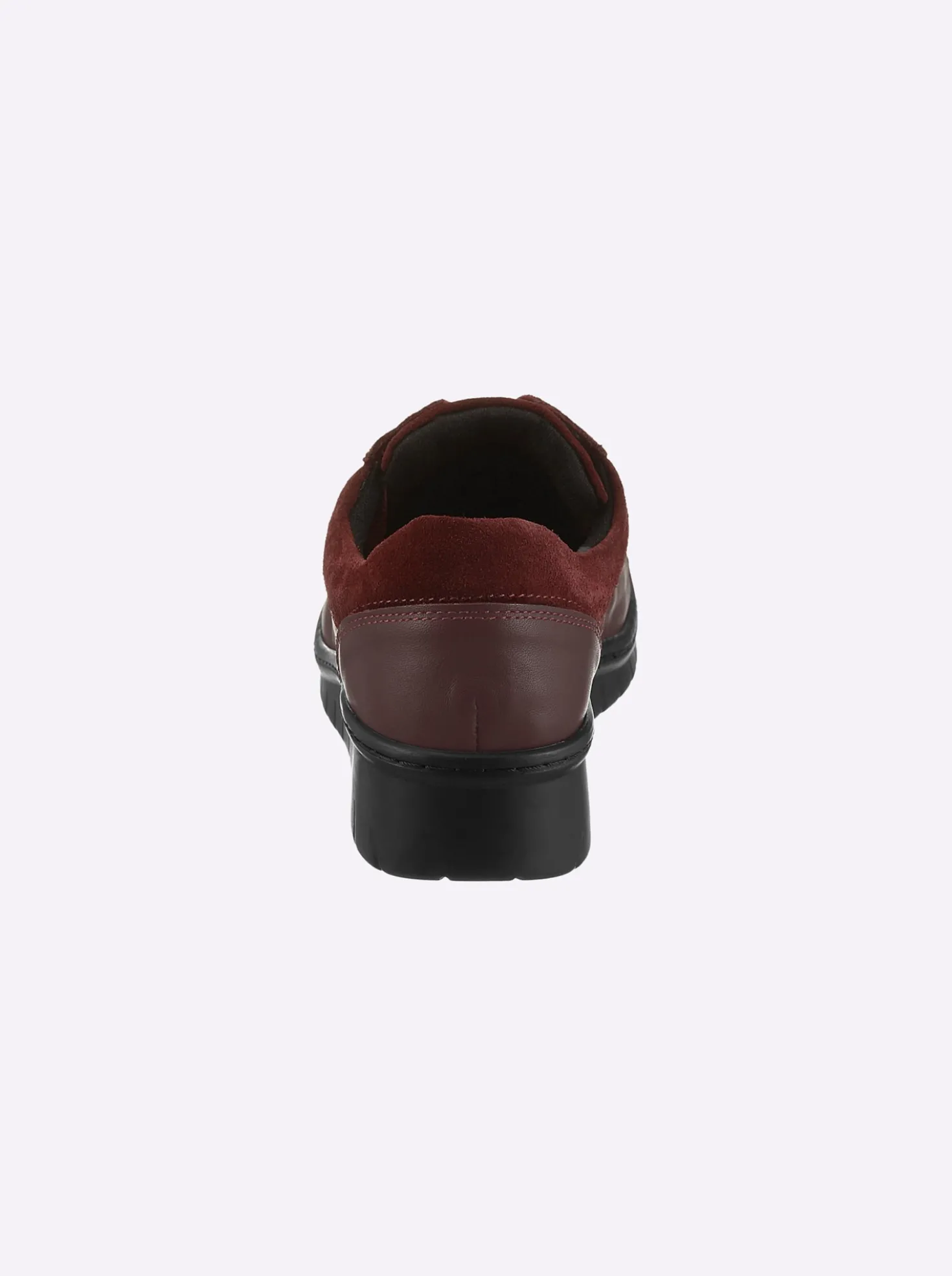 Schnürschuh für kräftige Füße