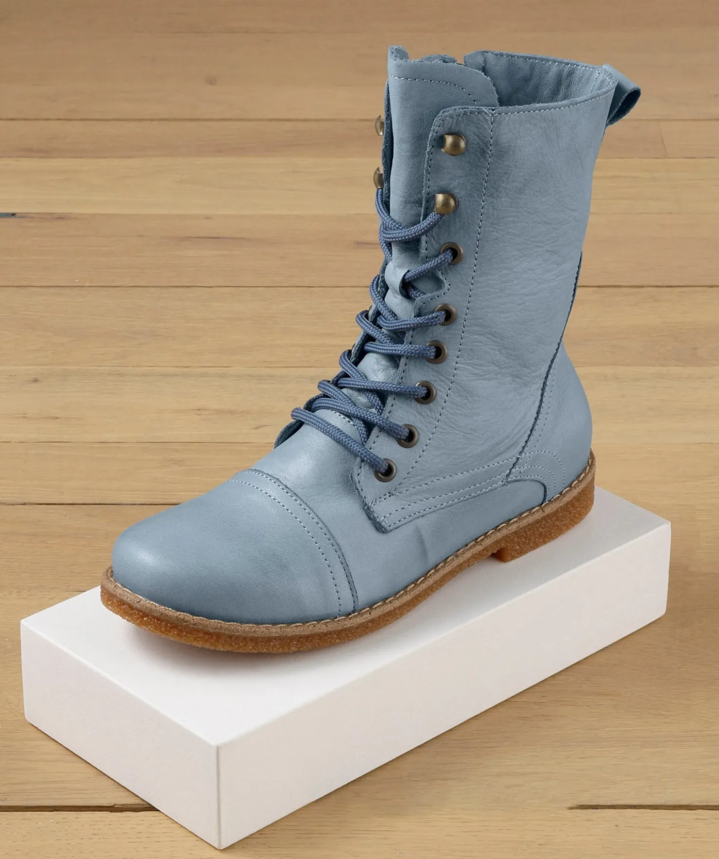 Schnürstiefelette