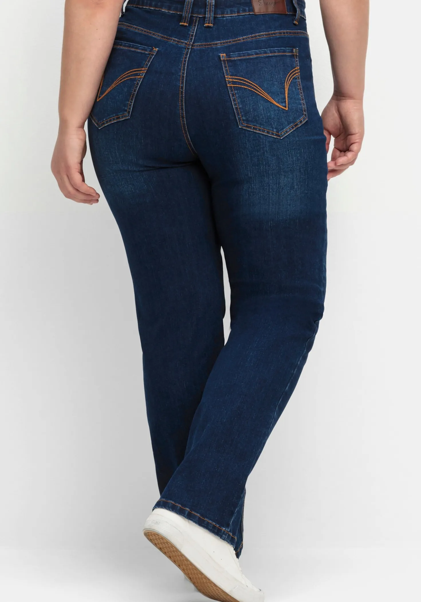 Shaping-Jeans mit geradem Bein