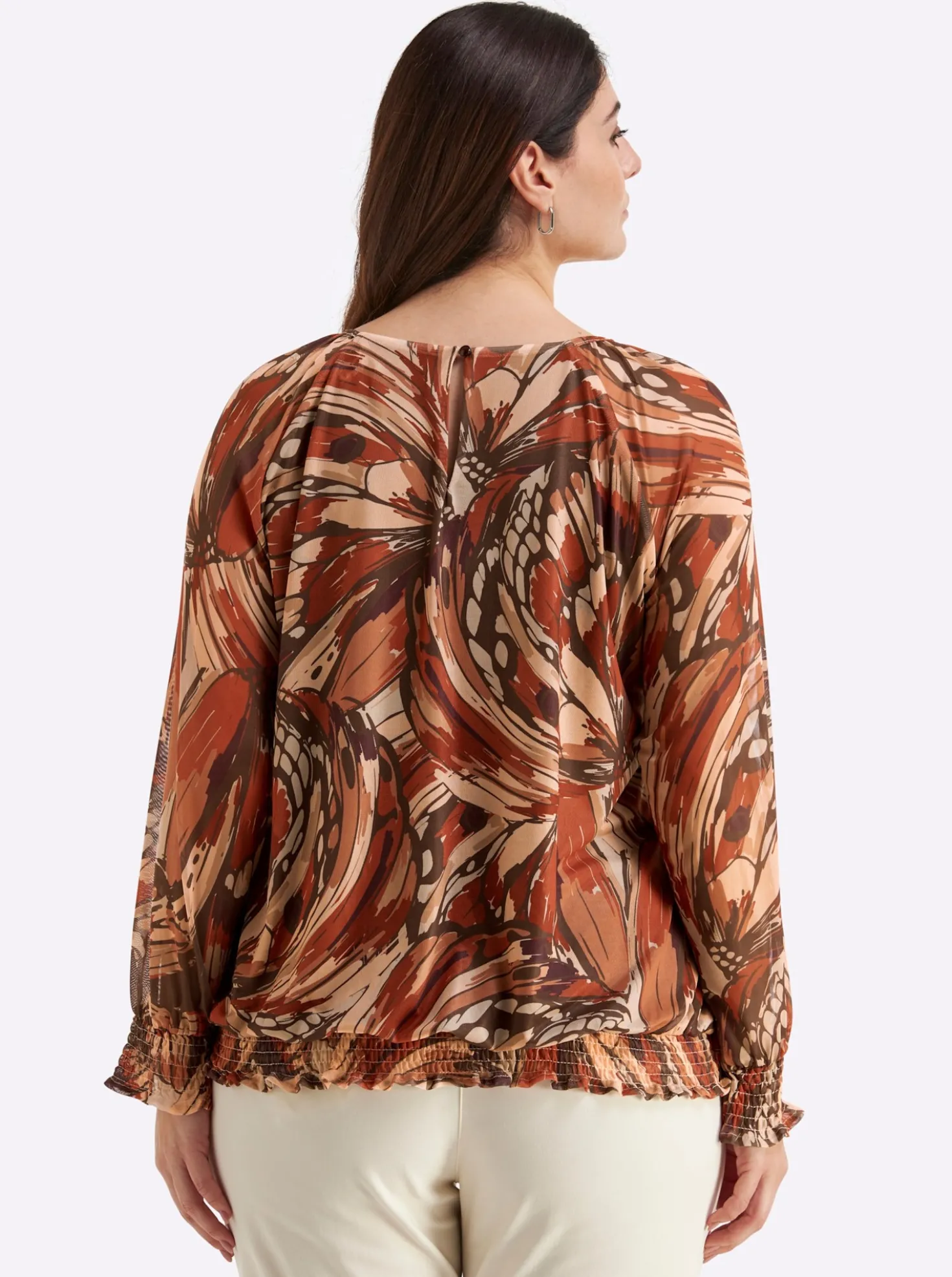 Shirt aus Mesh, mit Schmetterlingsprint