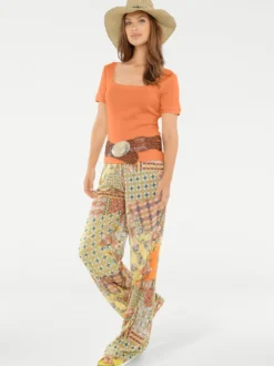 Shirt aus Rippenware