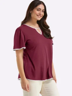 Shirt in leicht ausgestellter Form