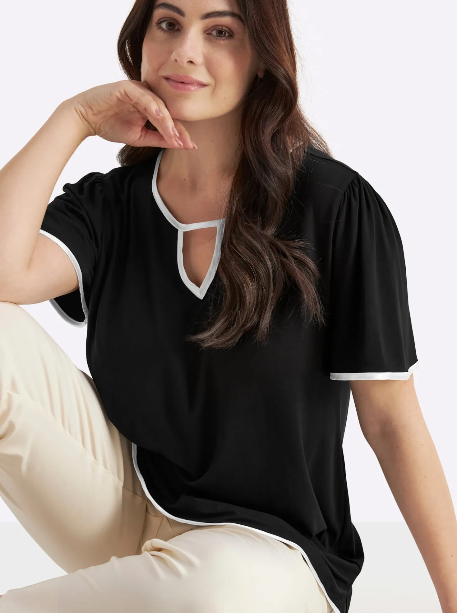 Shirt in leicht ausgestellter Form