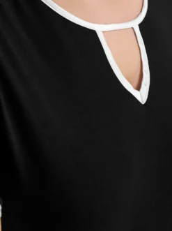 Shirt in leicht ausgestellter Form