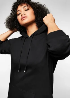 Shirtkleid mit Kapuze und Kängurutasche
