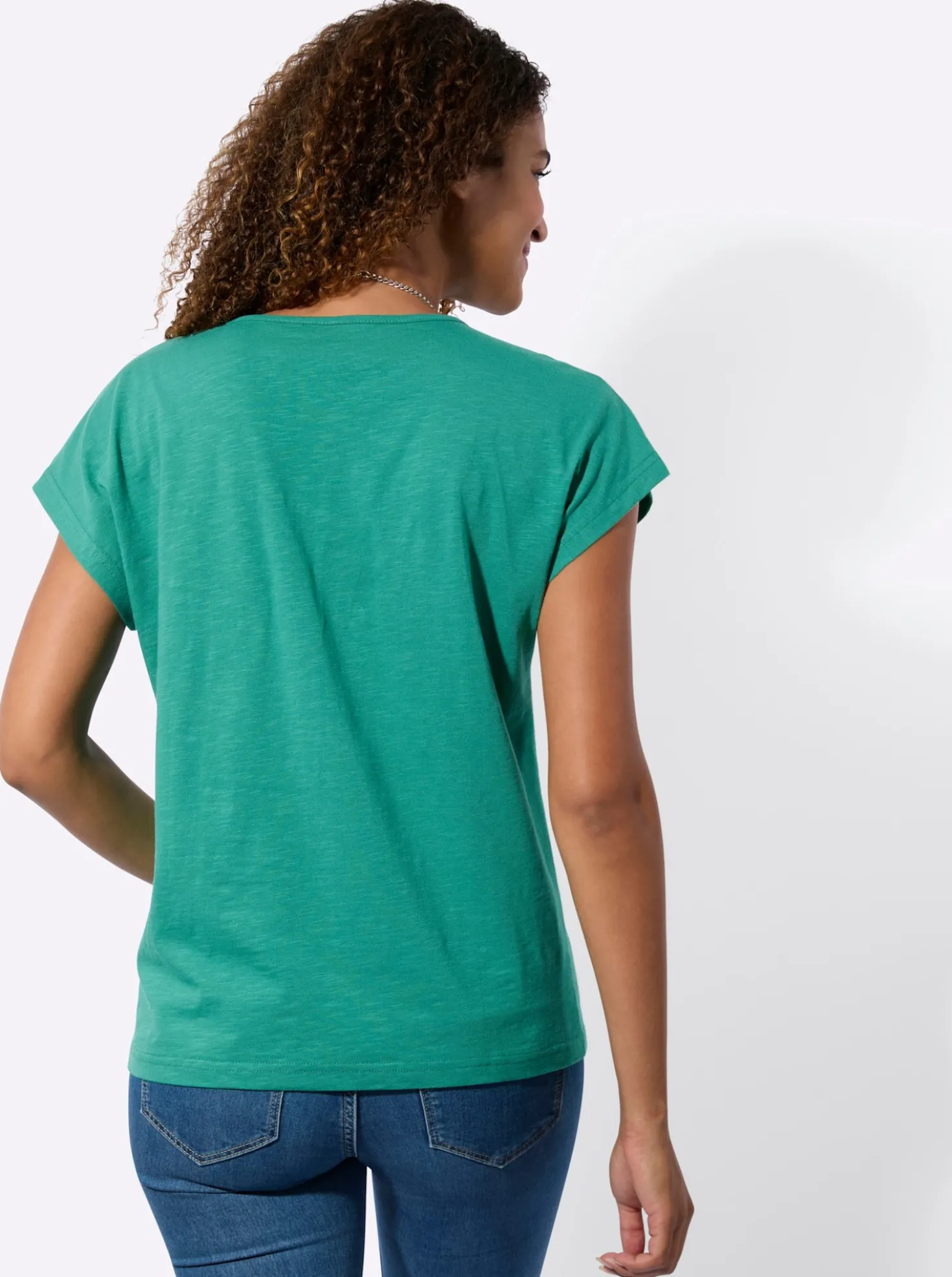 Shirt mit überschnittenen Schultern
