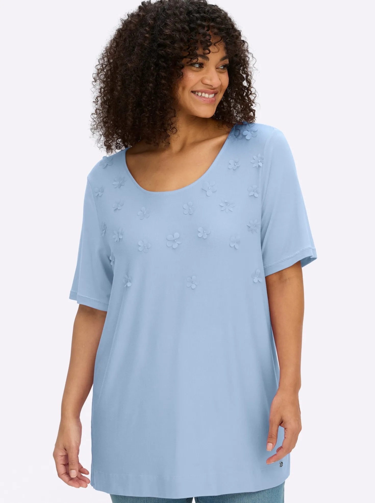 Shirt mit 3D-Blütenapplikationen