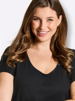 Shirt mit gehäkelter Spitze hinten