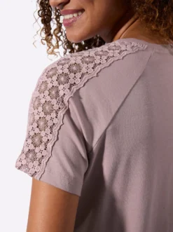 Shirt mit Spitzeneinsätzen