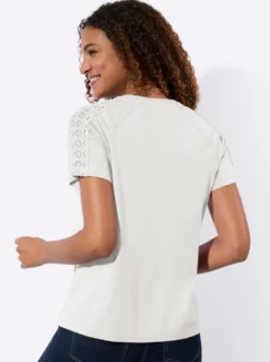 Shirt mit Spitzeneinsätzen