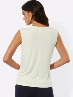 Shirttop mit Schmuckspange