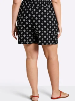 Shorts mit Ornamentdruck