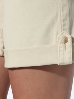 Shorts mit Riegel zum Krempeln
