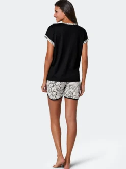 Shortys mit Allover-Druck