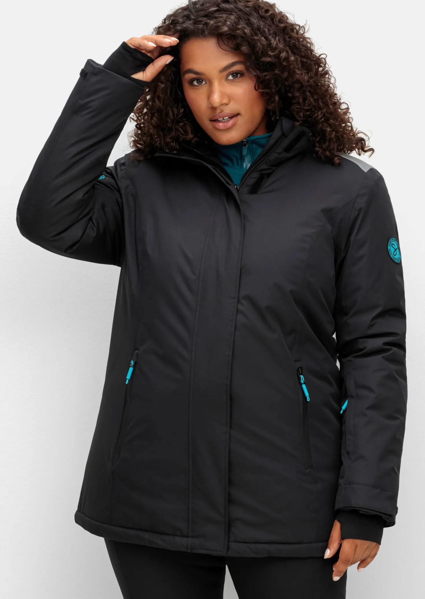 Skijacke mit abzippbarer Kapuze