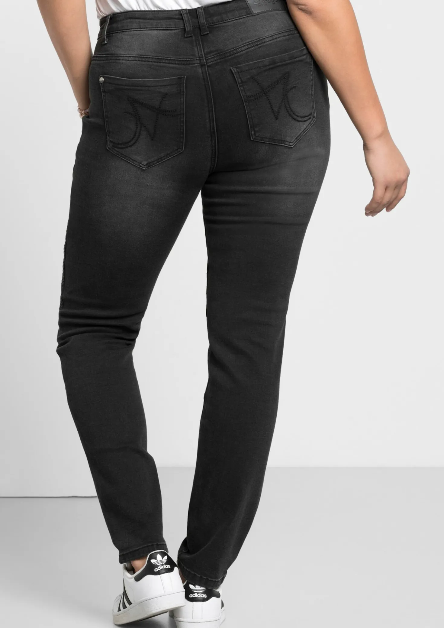 Skinny Jeans im Biker-Look