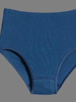 Slip mit Glanzbandeinfassung