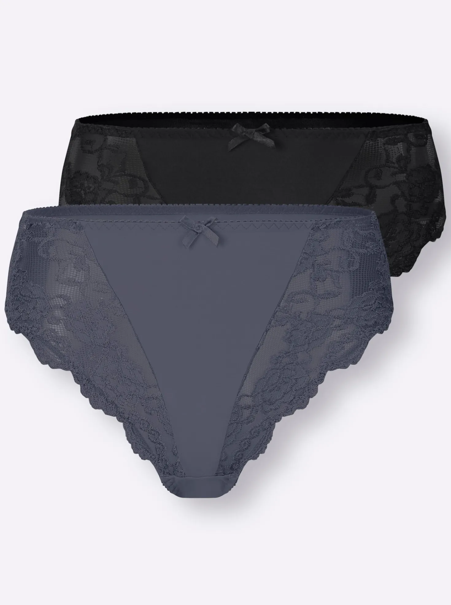 Slip mit seitlichen Einsätzen