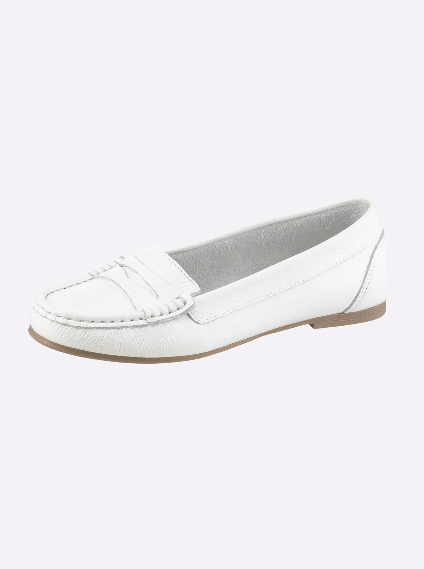 Slipper in Mokassin-Machart