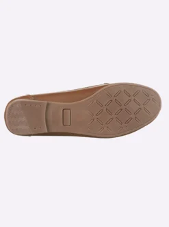 Slipper in Mokassin-Machart