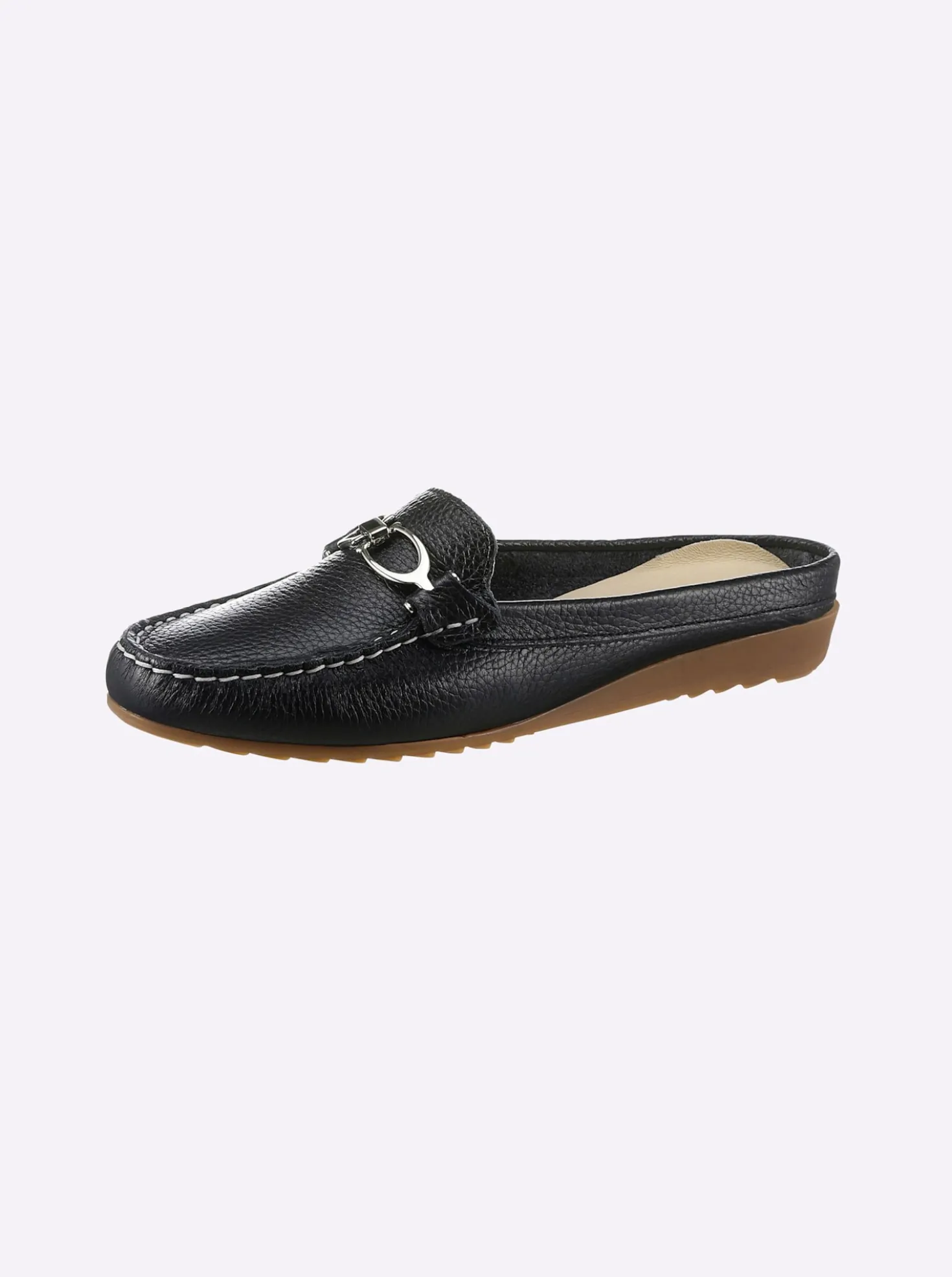 Slipper in Mokassin-Machart