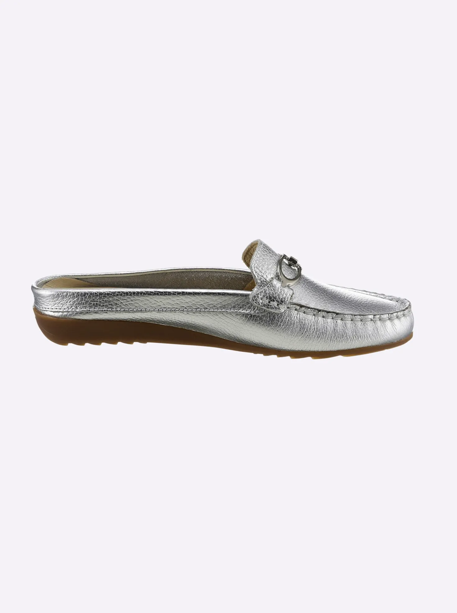 Slipper in Mokassin-Machart