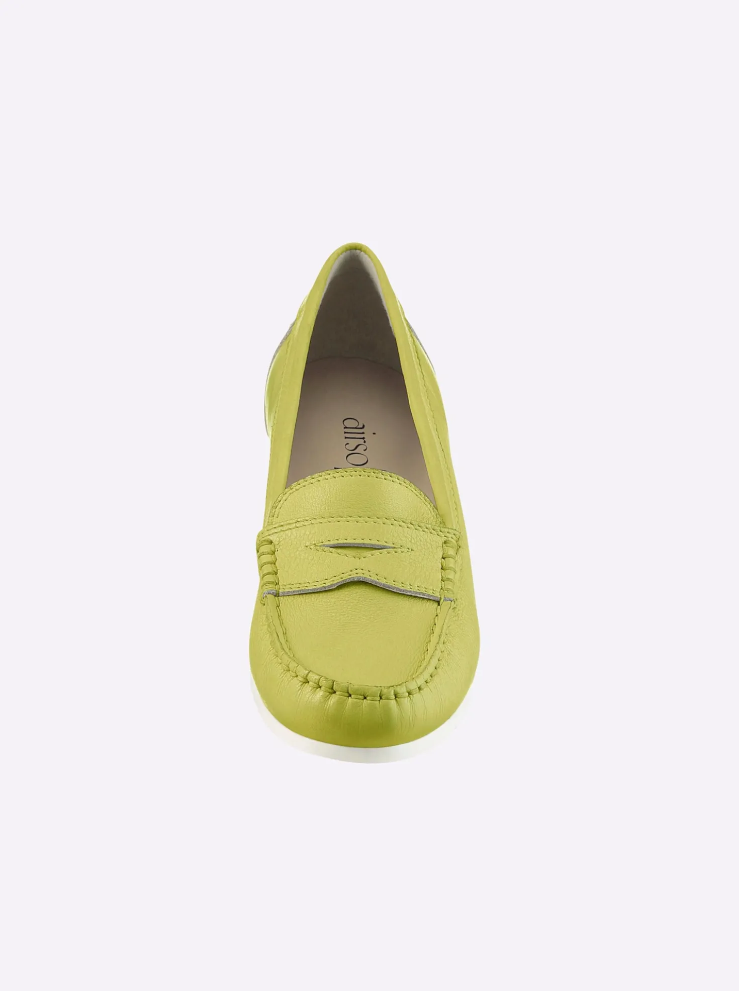 Slipper in Mokassin-Machart