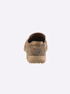 Slipper mit Perforation