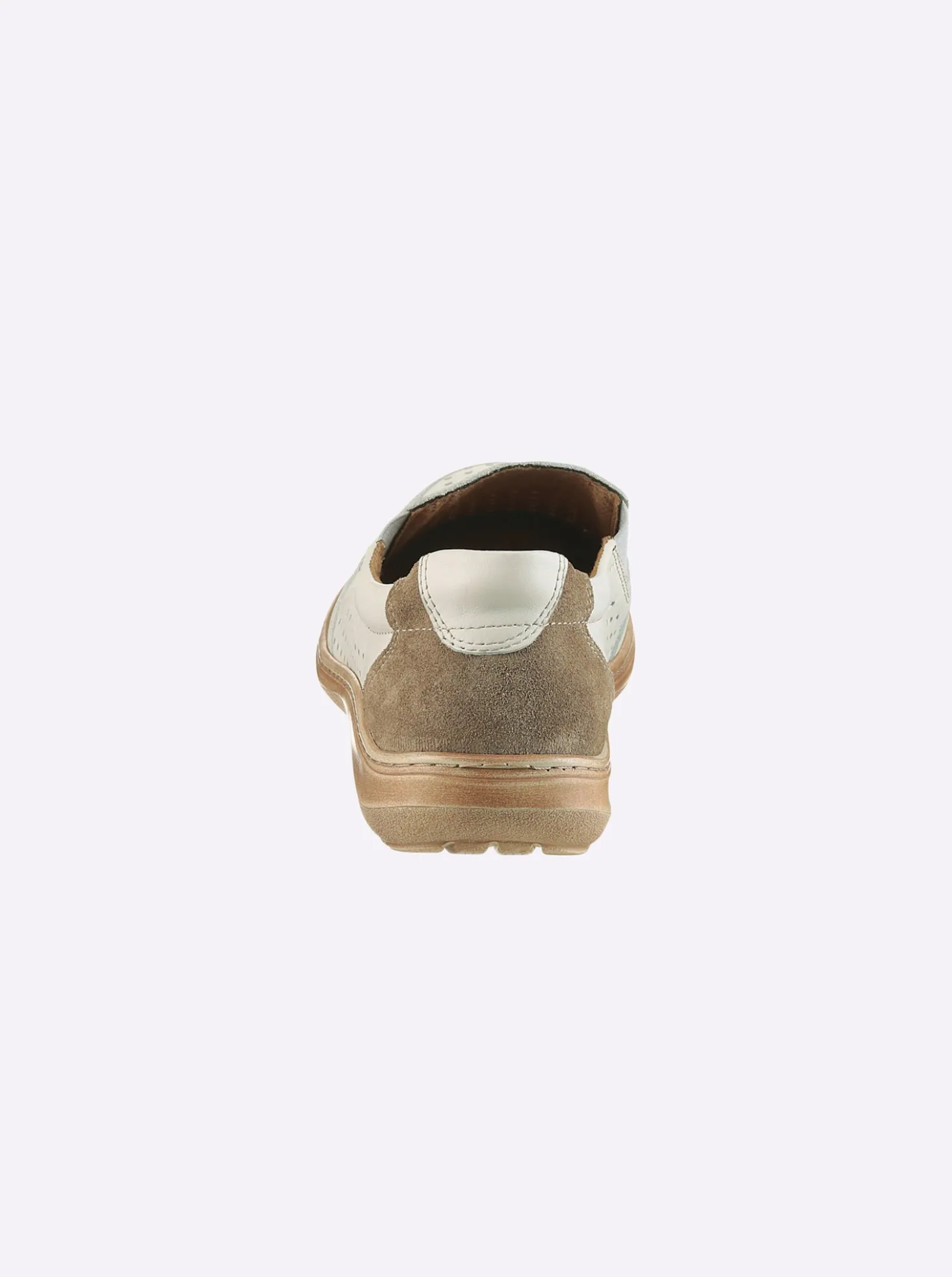 Slipper mit Perforation