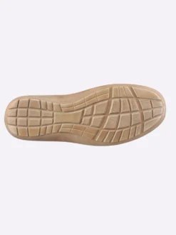 Slipper mit Perforation