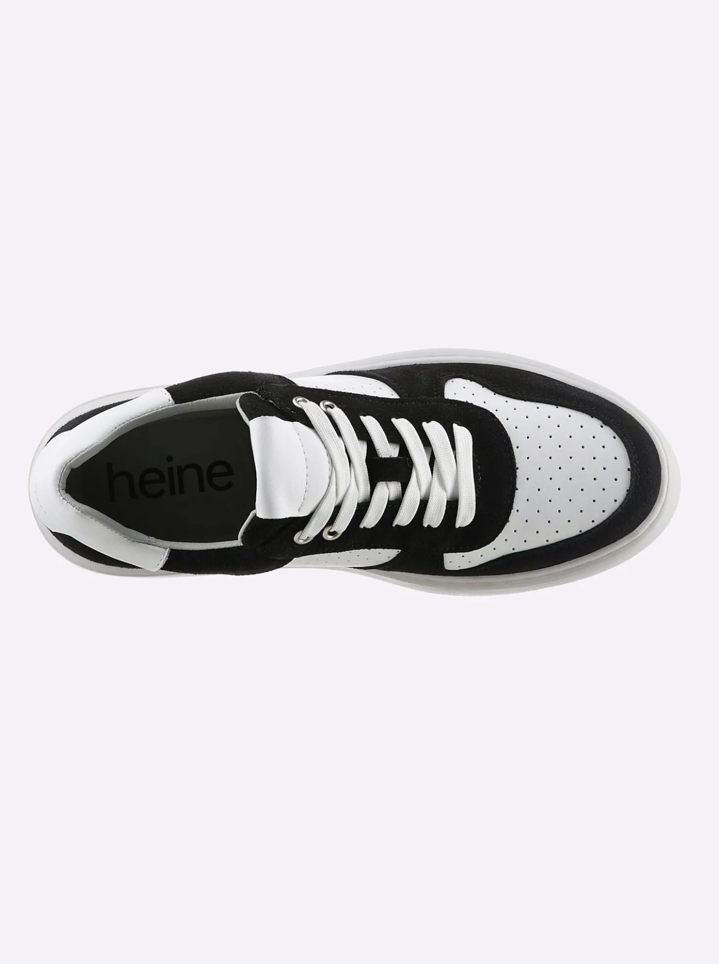 Sneaker