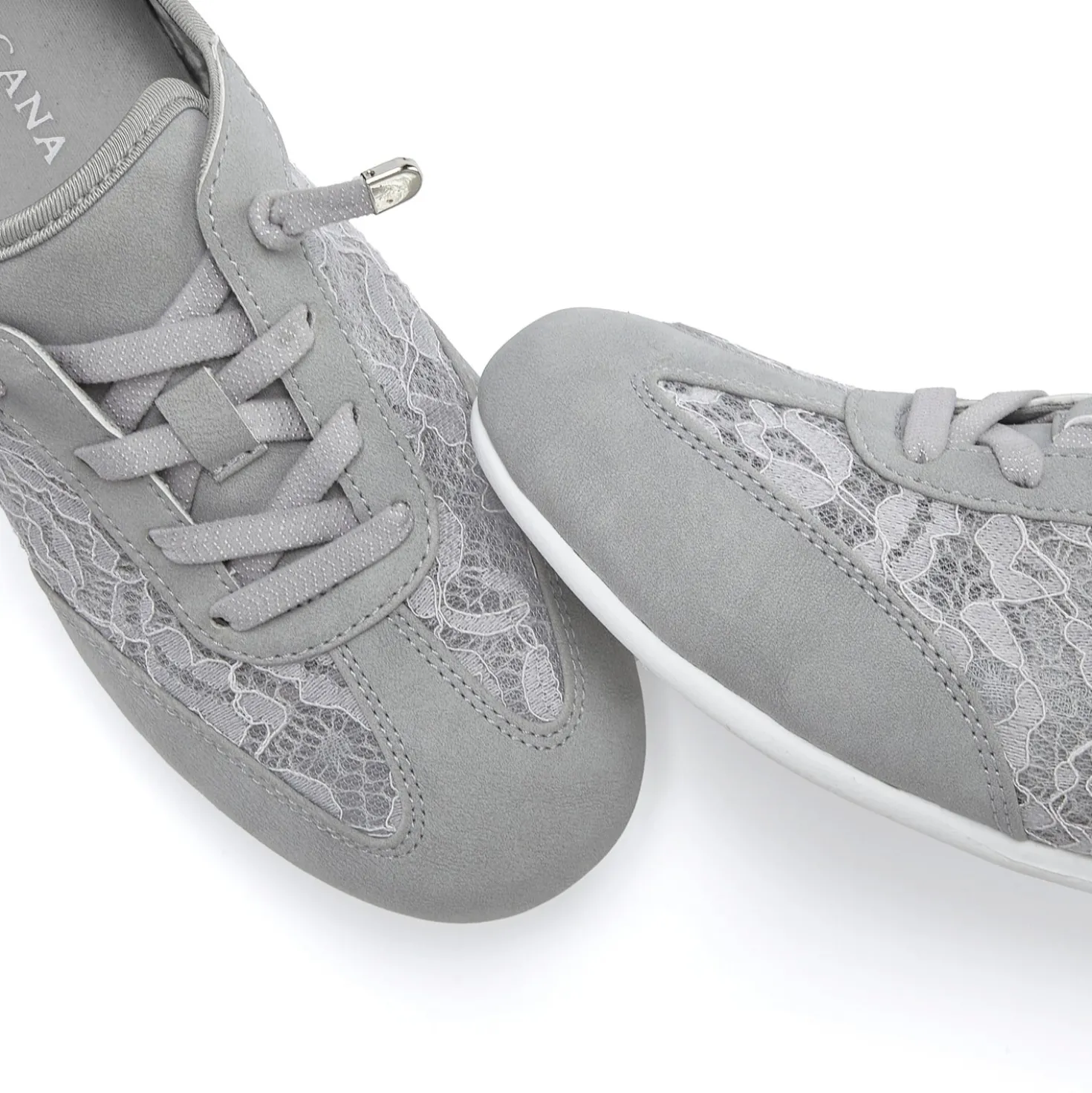 Sneaker