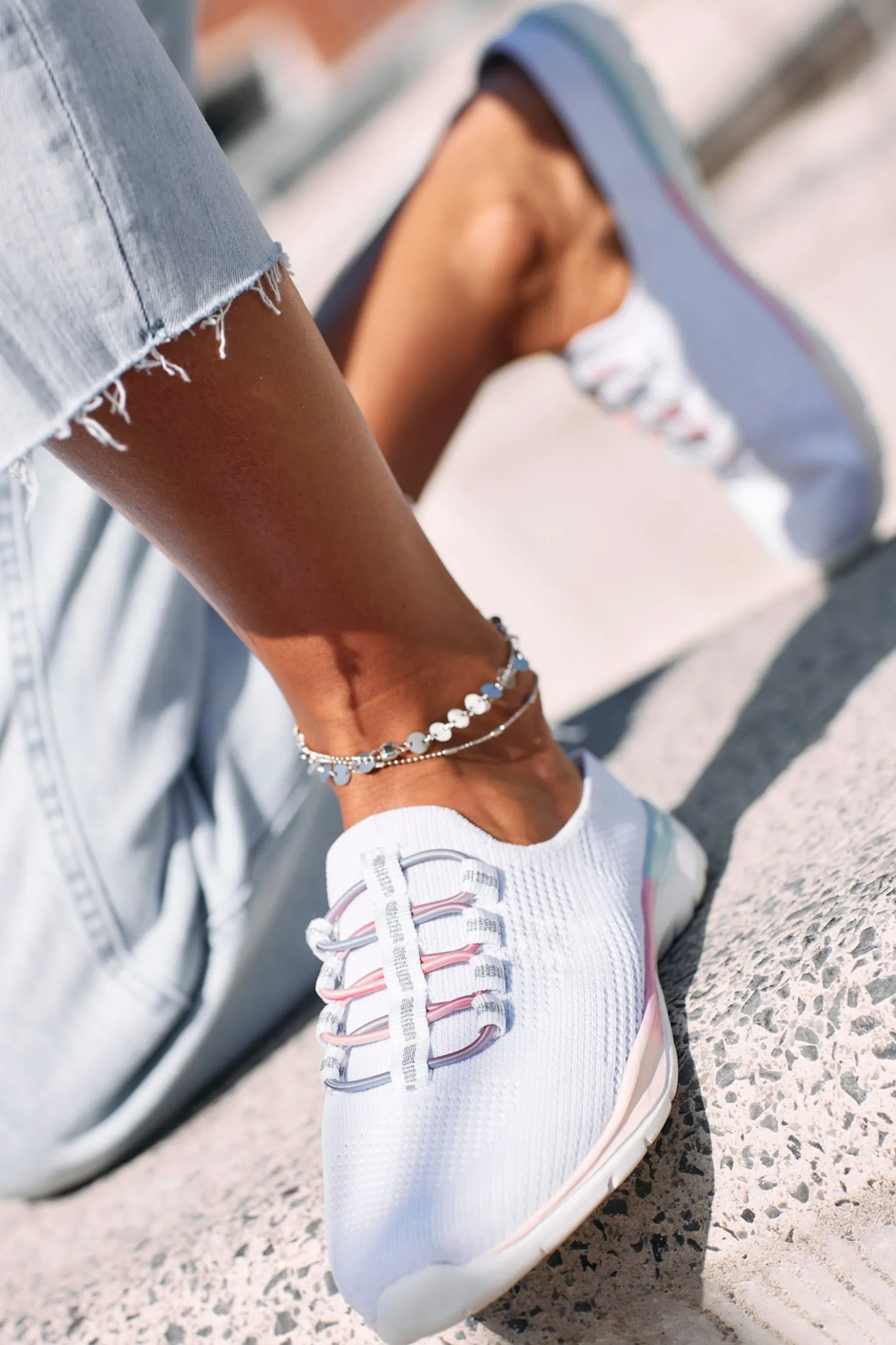 Sneaker