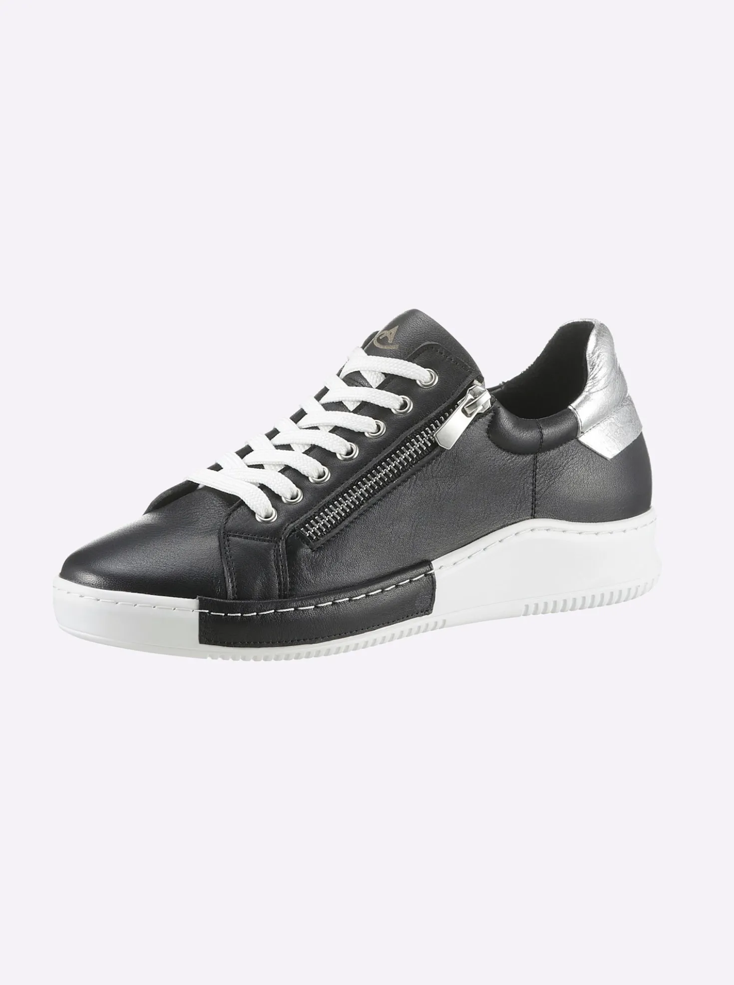 Sneaker
