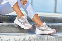 Sneaker