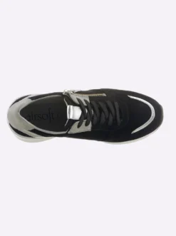 Sneaker